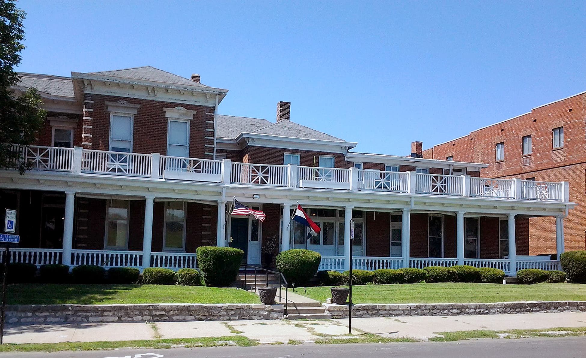 B&Ds Stopover Bar strip club in Saint Joseph, MO, United States