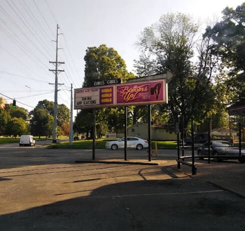 Bottoms Up strip club in Louisville, KY, United States