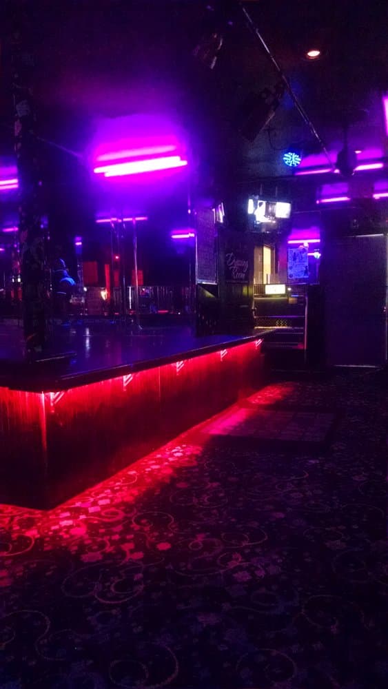 Calendar Girls strip club in Hudson, FL, United States