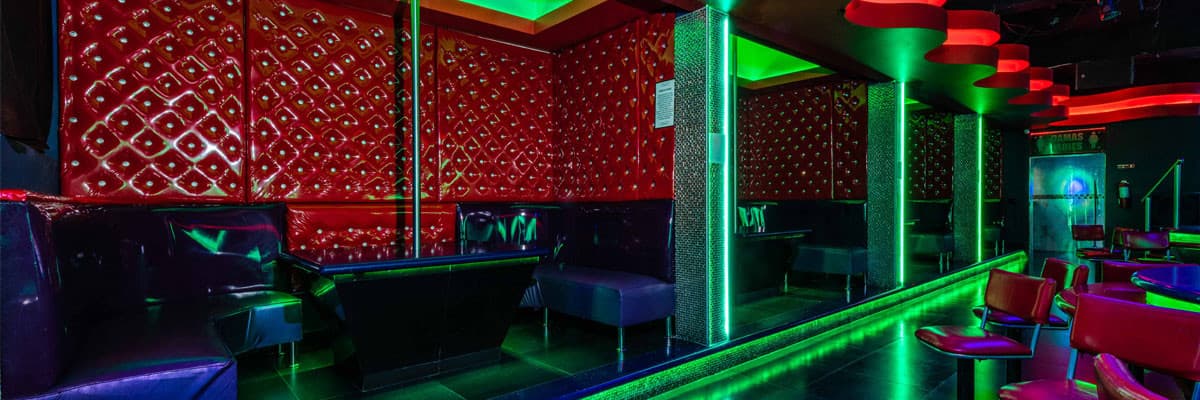 Chicago Club strip club in San Diego, CA, United States