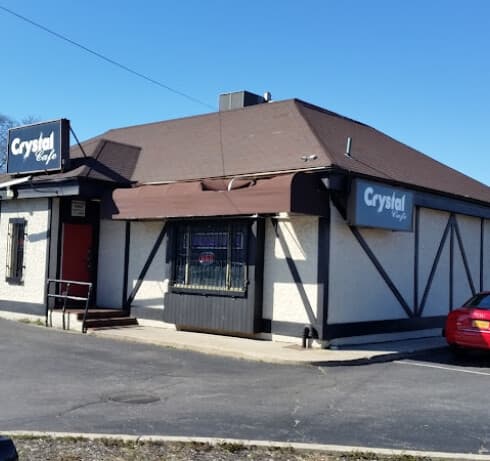 Crystal Cafe strip club in Farmingdale, NY, United States