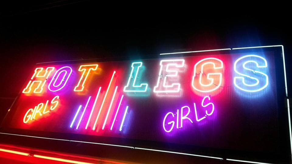 Hot Legs strip club in Louisville, KY, United States
