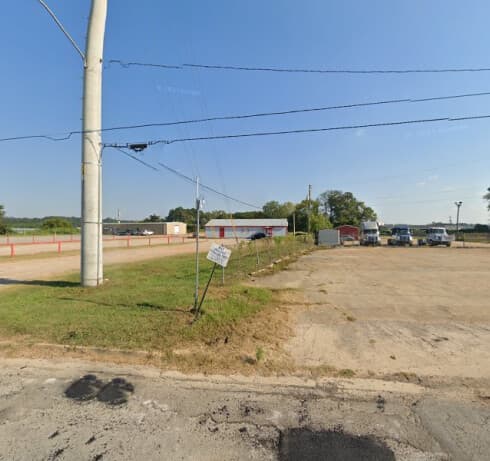 J&J Cabaret strip club in Meridian, MS, United States