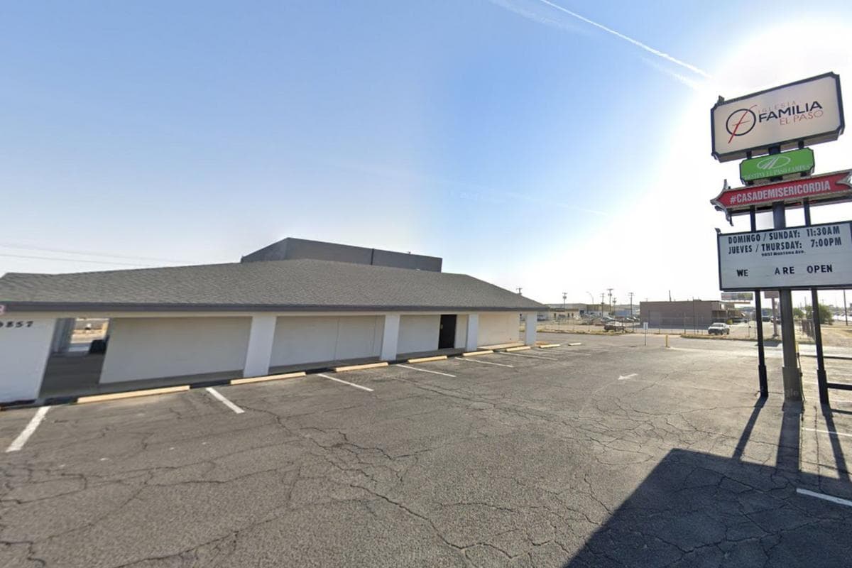 Lamplighter Lounge strip club in El Paso, TX, United States