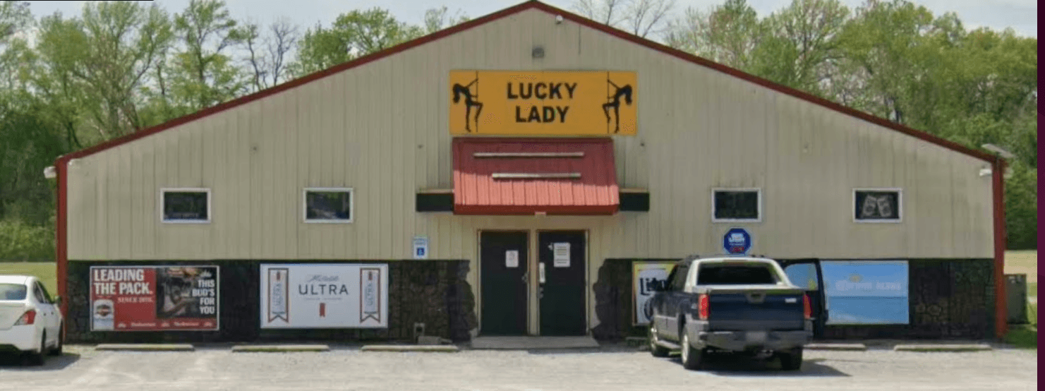 Lucky Ladyz strip club in De Soto, IL, United States
