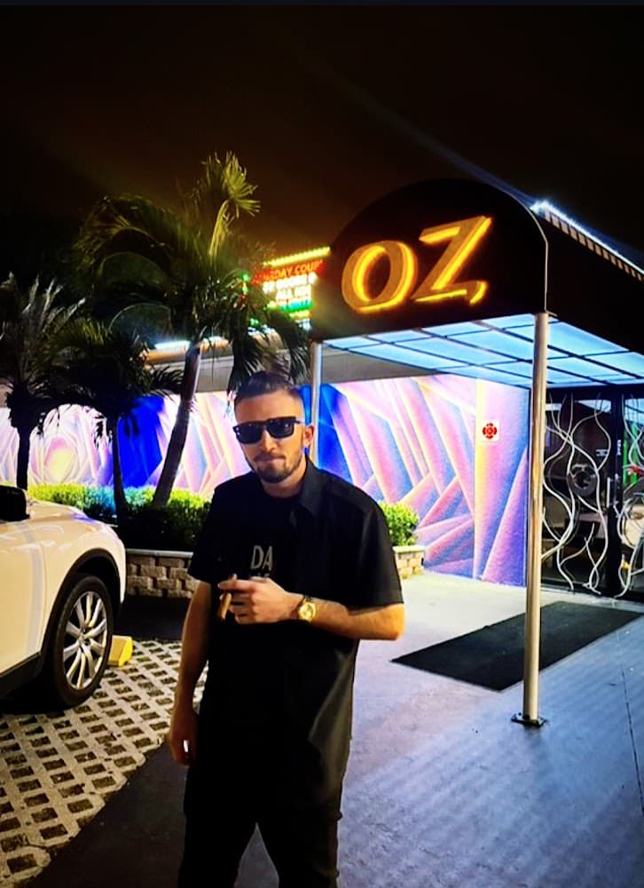 OZ strip club in Clearwater, FL, United States