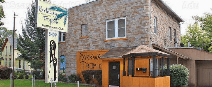 Parkway Tropics strip club in Grand Rapids, MI, United States