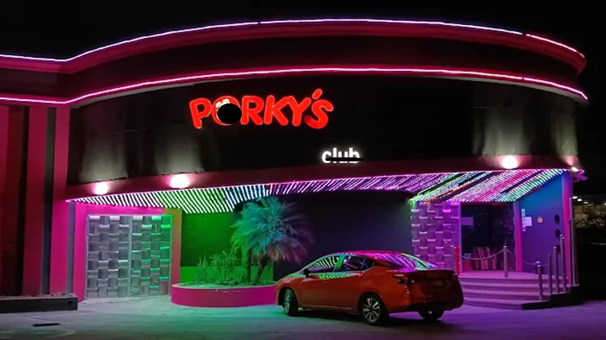 Porky's strip club in Puebla, Puebla, Mexico