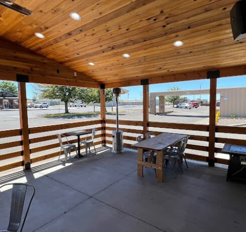Riverside Exotic Dance Club strip club in Umatilla, OR, United States