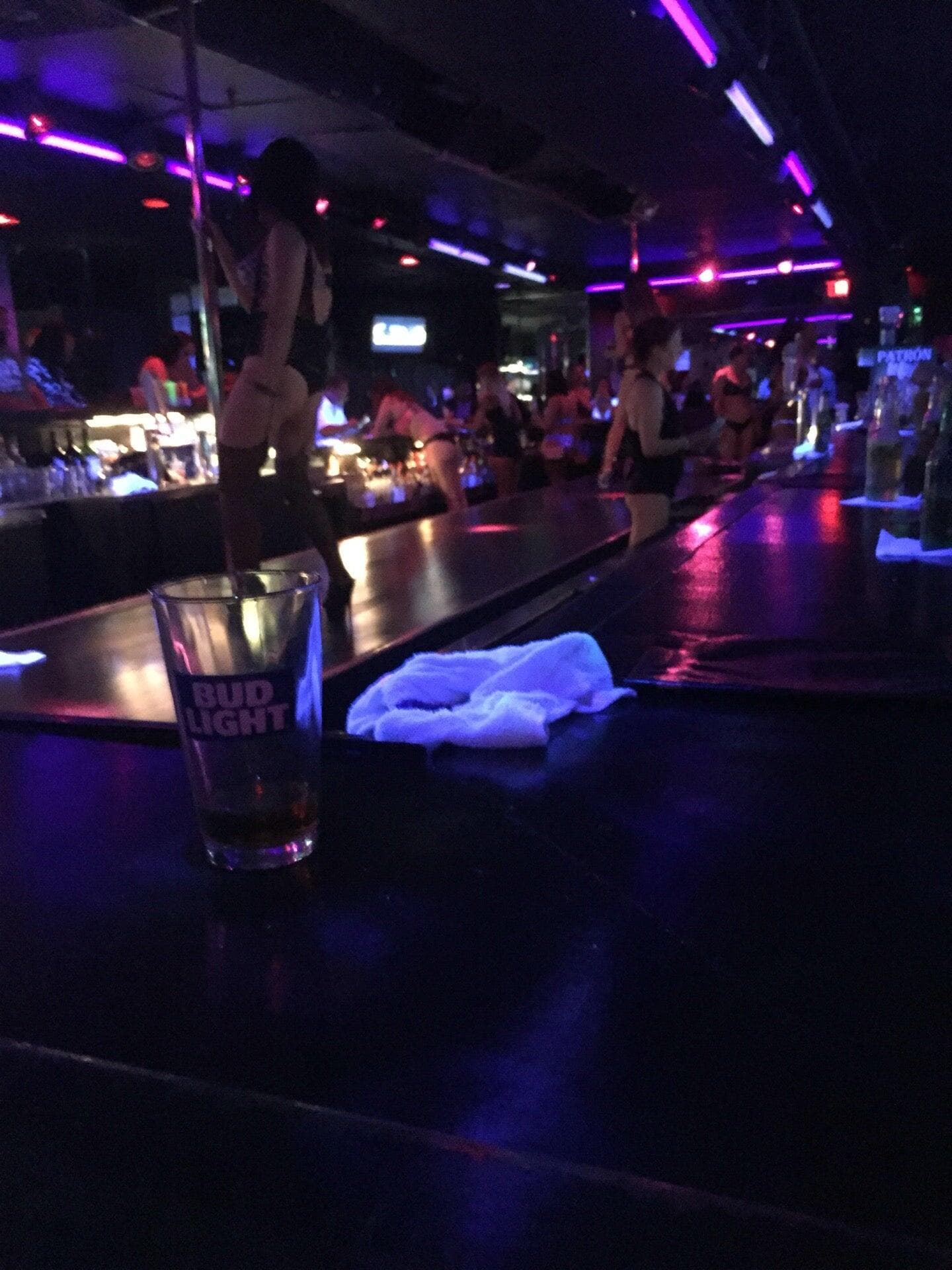 Torpedo's Gentlemens Club strip club in Bound Brook, NJ, United States