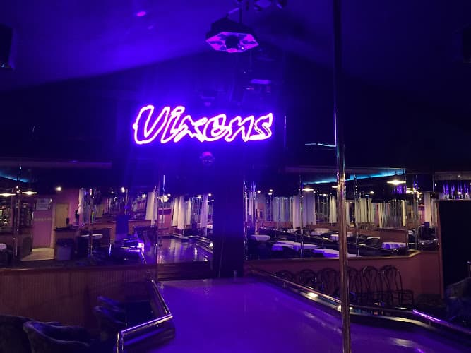 Vixens strip club in Bunker Hill, WV, United States