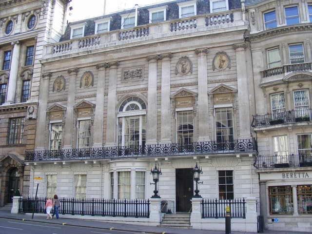 Whites Gentlemens Club strip club in London, London, United Kingdom