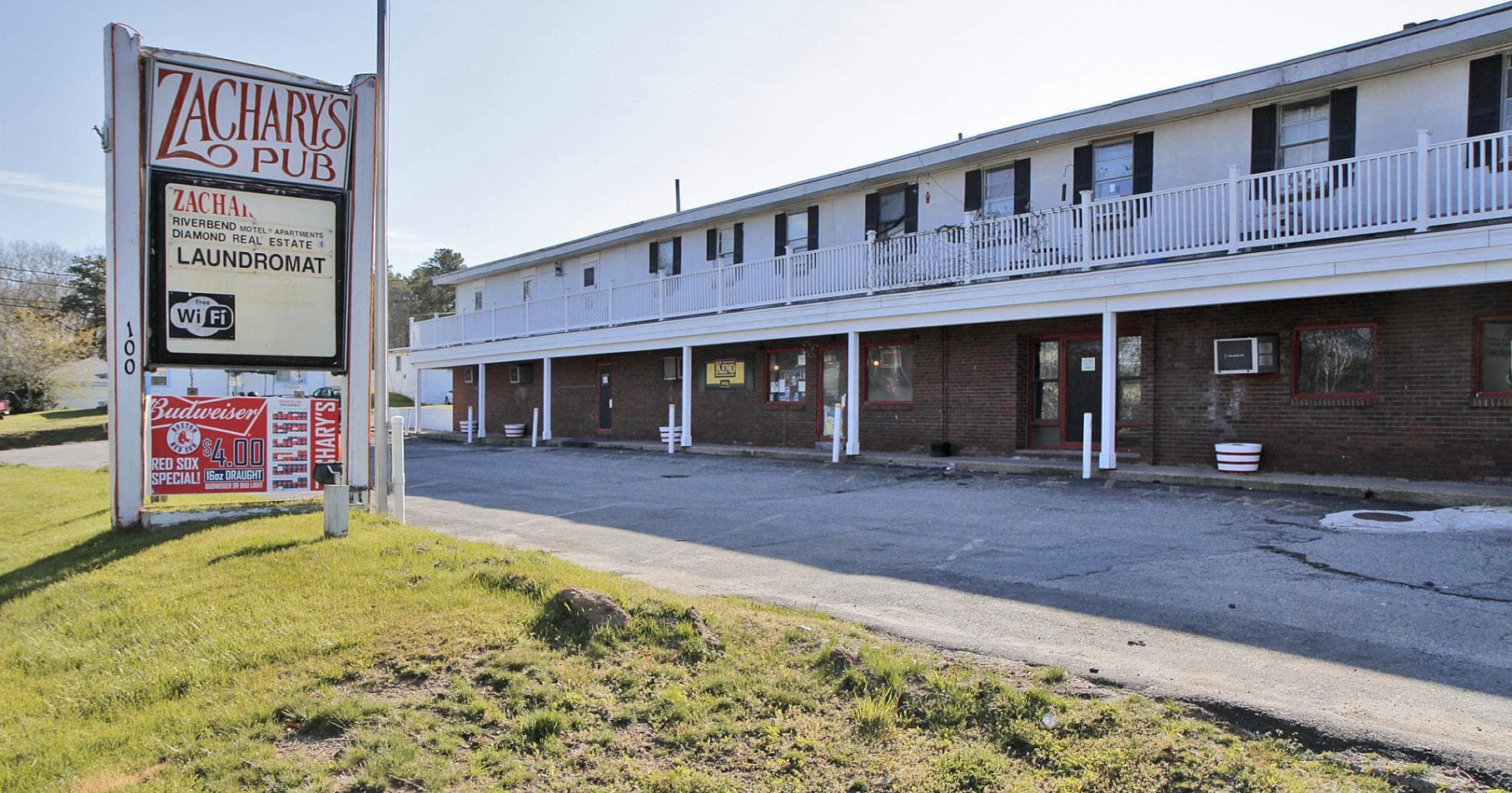 Zachary's strip club in Mashpee, MA, United States